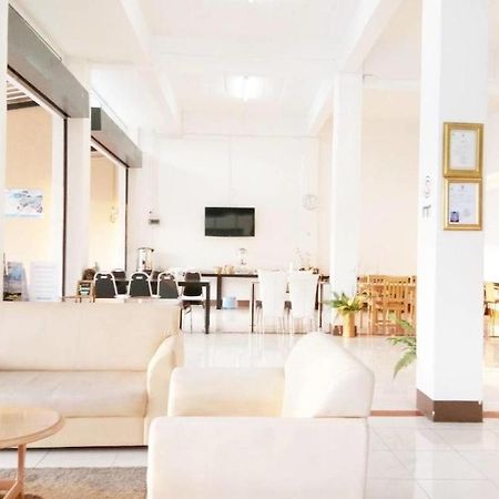 רנונג Rueangrat Hotel מראה חיצוני תמונה