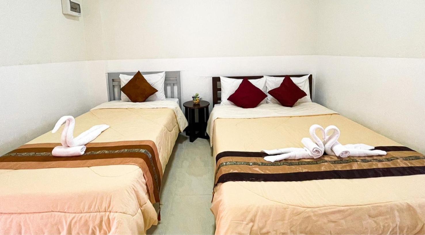רנונג Rueangrat Hotel מראה חיצוני תמונה