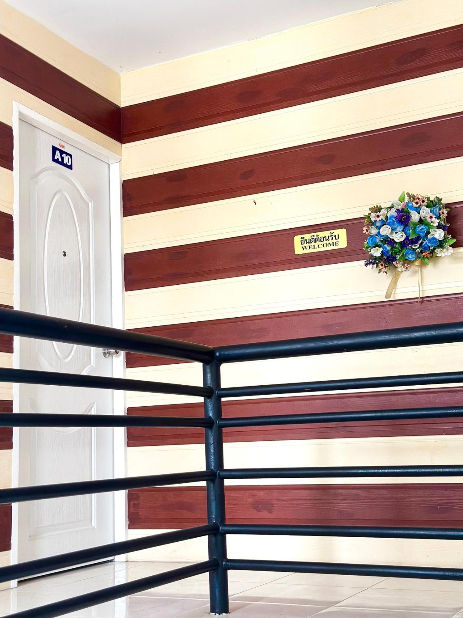 רנונג Rueangrat Hotel מראה חיצוני תמונה