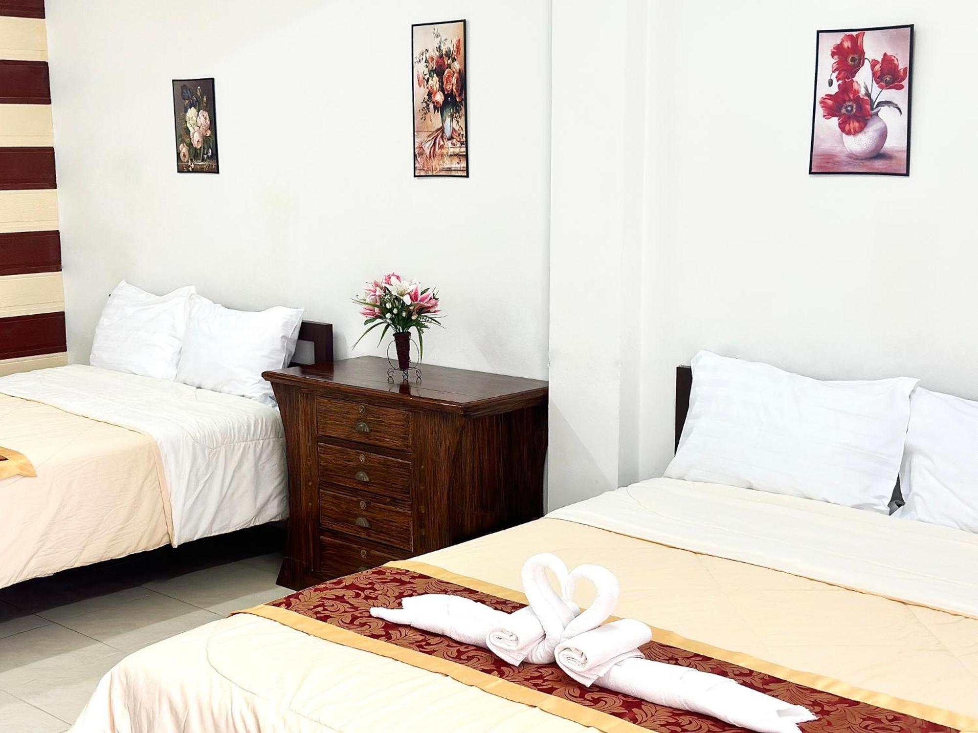 רנונג Rueangrat Hotel מראה חיצוני תמונה